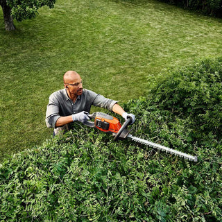 Husqvarna 215iHD45 Hedge Trimmer