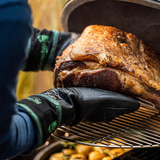 Big Green Egg Heat Resistant Silicone BBQ Mitt with Fabric Cuff