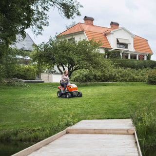 Husqvarna TS 112 Side-Discharge Petrol Tractor Mower