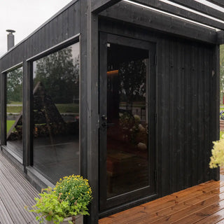 Kirami Finvision Lounge XL in a garden