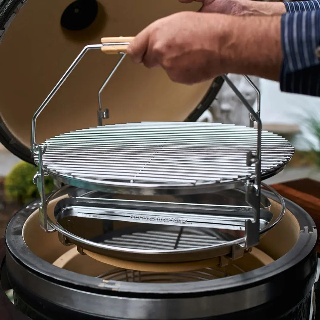 Close up of Monolith Avantgarde kamado grill
