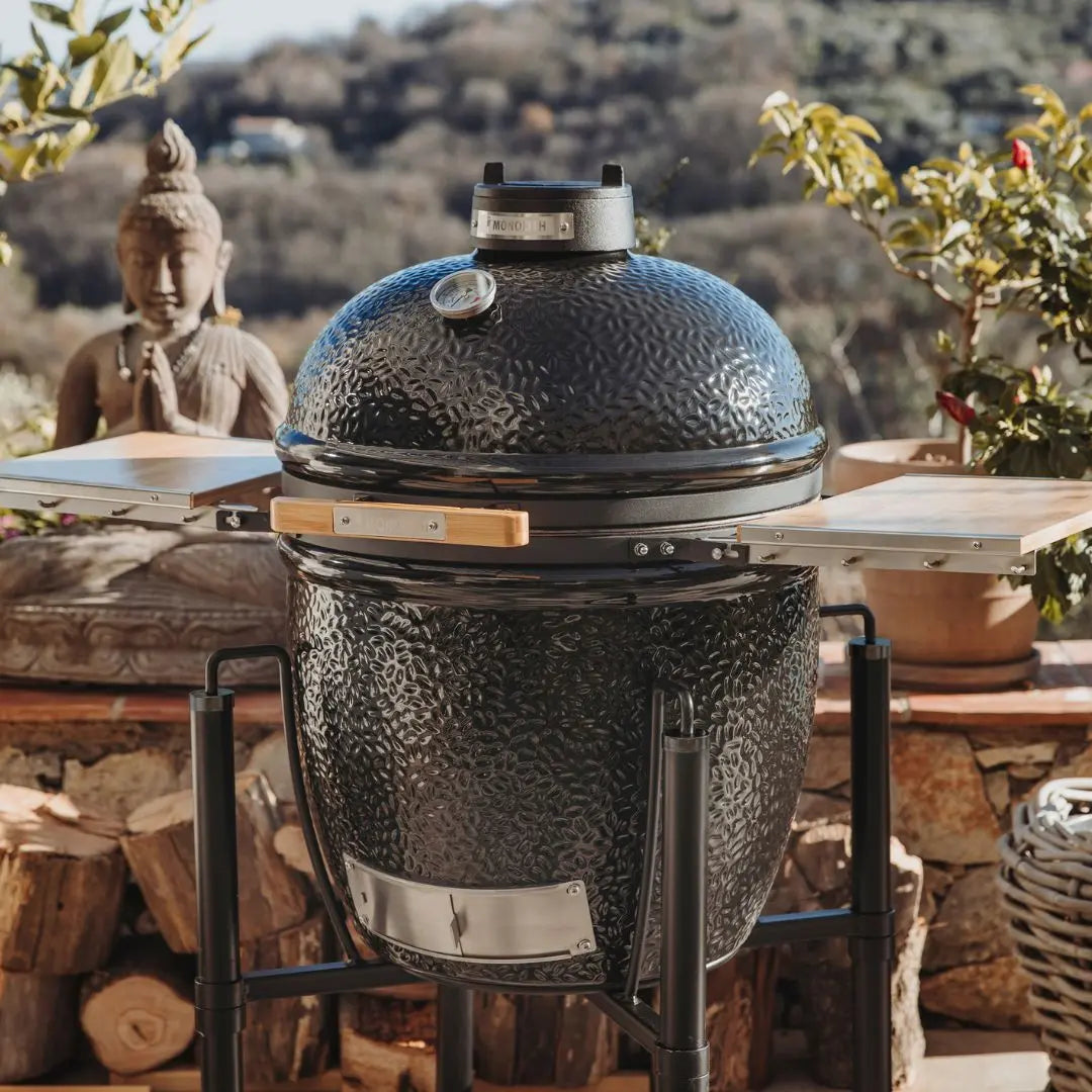 Monolith ONE 55cm Black ceramic kamado grill