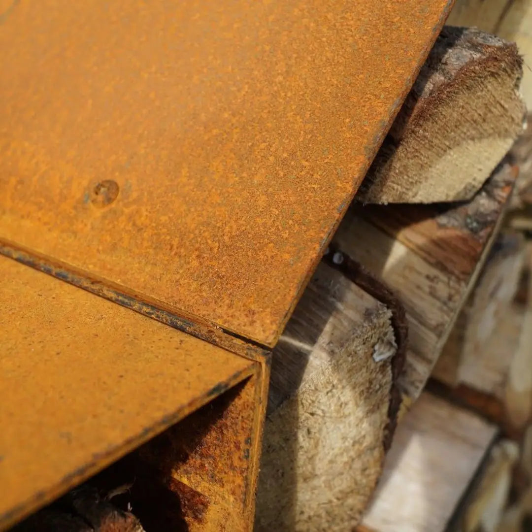 RB73 Bruges 2 +3 House CorTen Steel Wood Storage close up