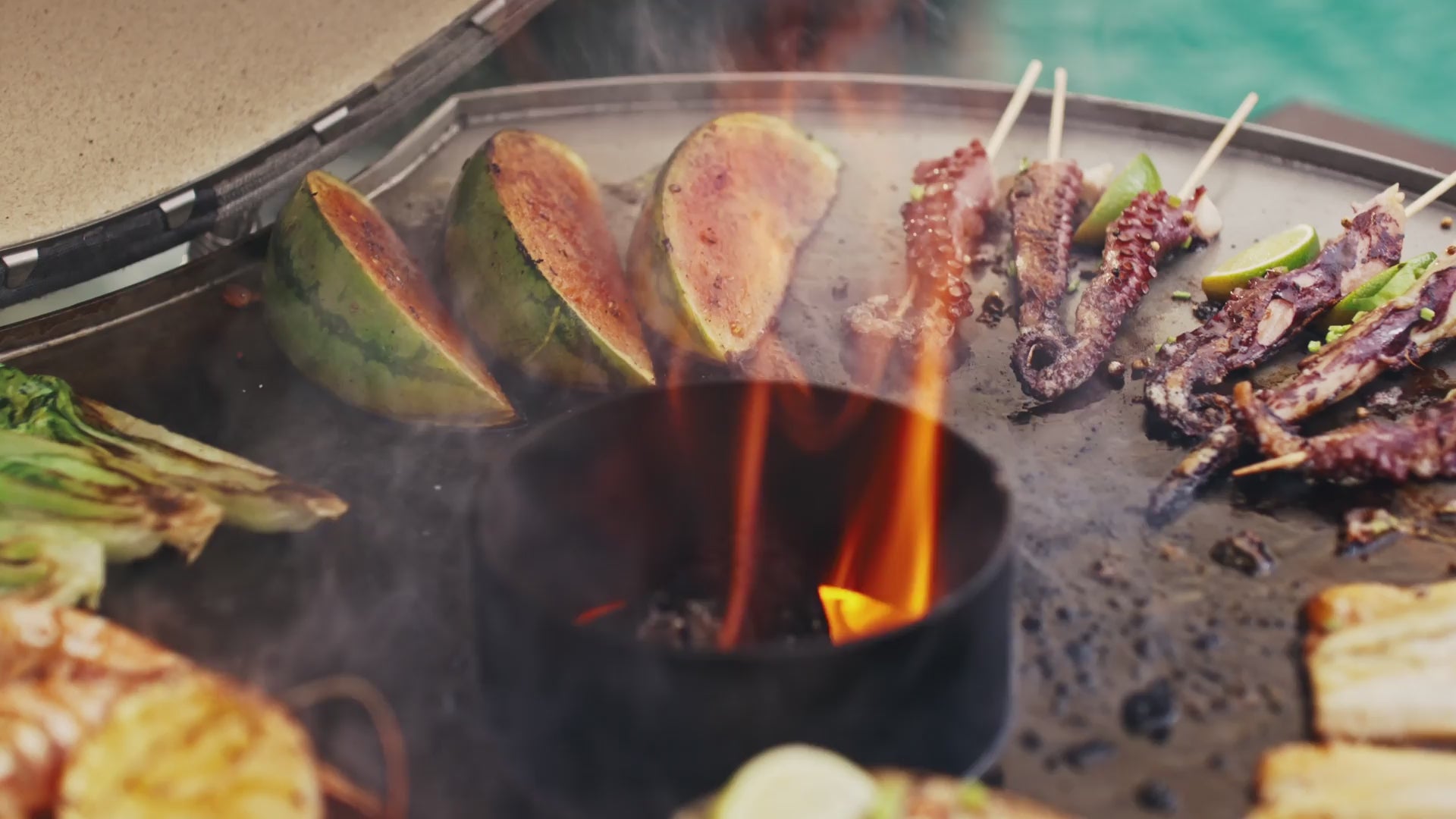 Monolith AVANTGARDE.55 Ceramic Kamado BBQ Grill